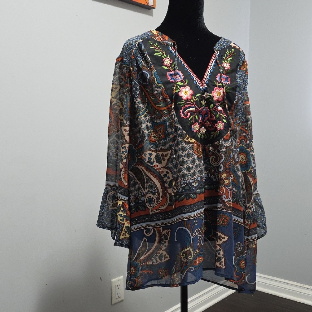 Bohemian Floral Embroidered Tunic